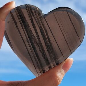 (B) NEW 3.25" x 3" MIDNIGHT LACE OBSIDIAN HEART